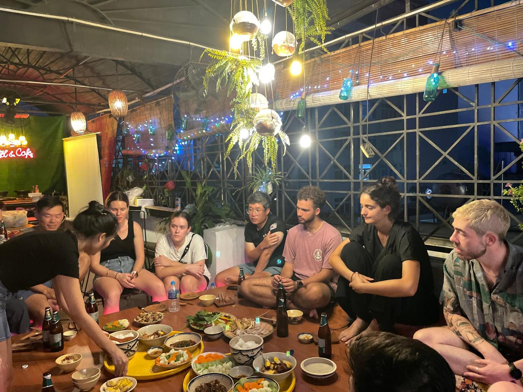 The Like Hostel & Cafe مدينة هوشي منه المظهر الخارجي الصورة